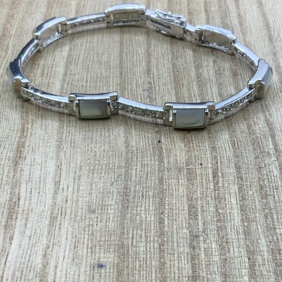 Lia Sophia "Cloud Nine" Mother of Pearl Rhinestone Silver Tone Clasp Bracelet - Picture 9 of 10
